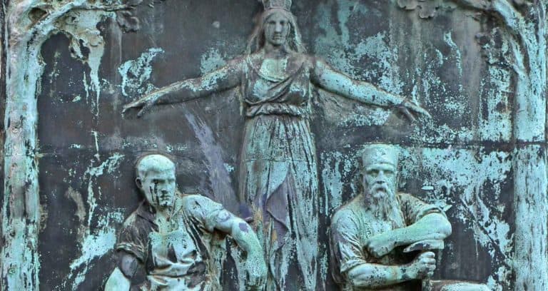 Relief am Bismarck-Denkmal: Germania und Reichspolitik