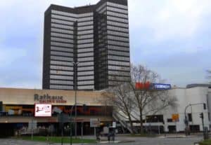 Porscheplatz und Rathaus Galerie